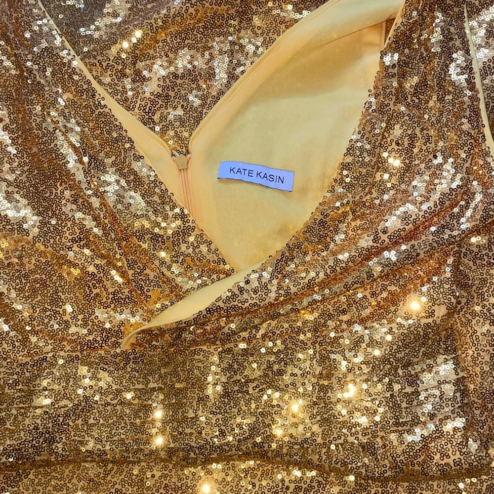 Gold Sequin V-Neck Evening Dress - Picture 3 of 5